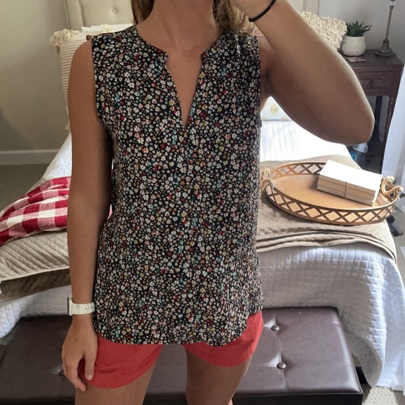 Loft floral blouse - Picture 2 of 10